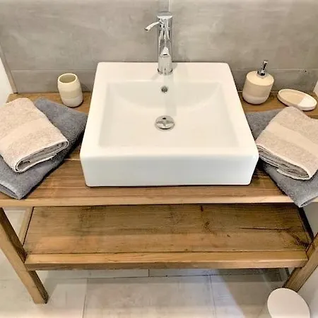 Le Castelat De Julienna