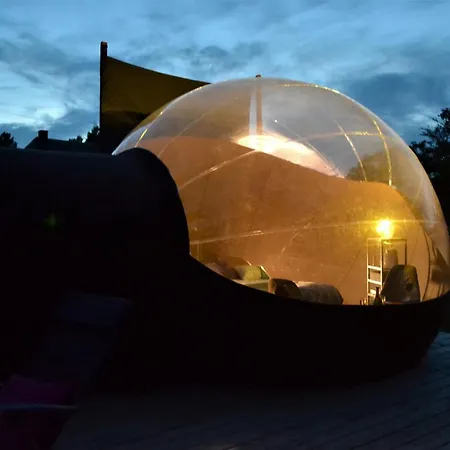 Le Castelat De Julienna 3*