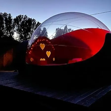 Le Castelat De Julienna Couette-café Gourdon