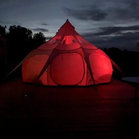 Le Castelat De Julienna