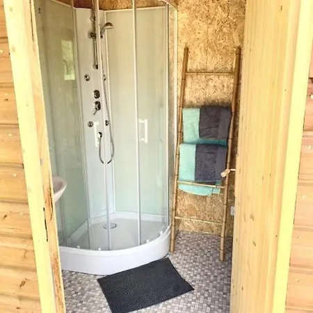 Le Castelat De Julienna