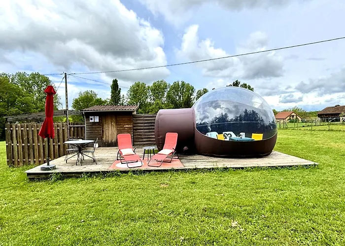 Le Castelat De Julienna Bed and Breakfast